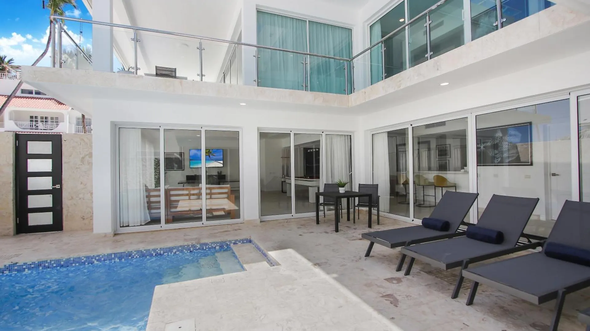 Luxury Villa In Bavaro Just On The Beach بونتا كانا