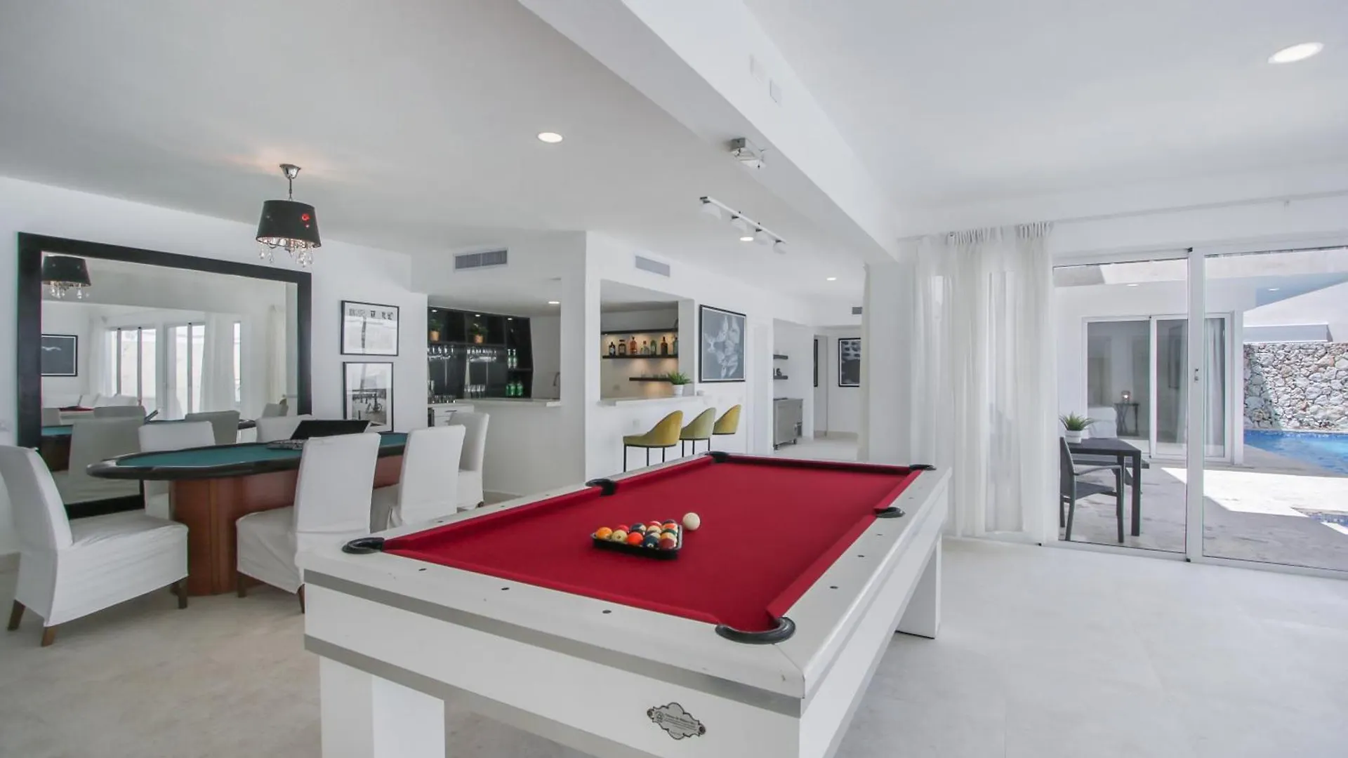 Luxury Villa In Bavaro Just On The Beach بونتا كانا