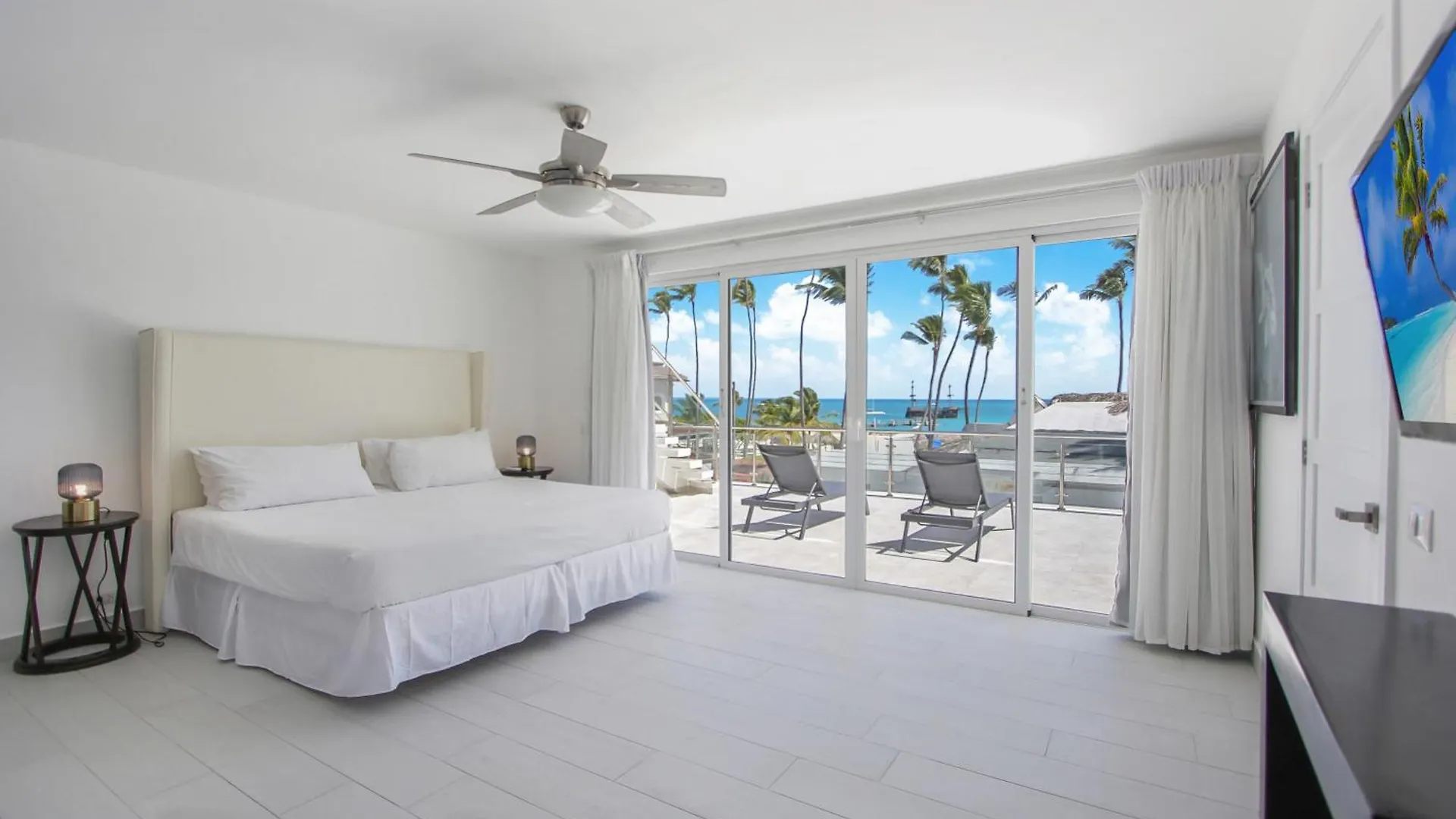 Luxury Villa In Bavaro Just On The Beach بونتا كانا
